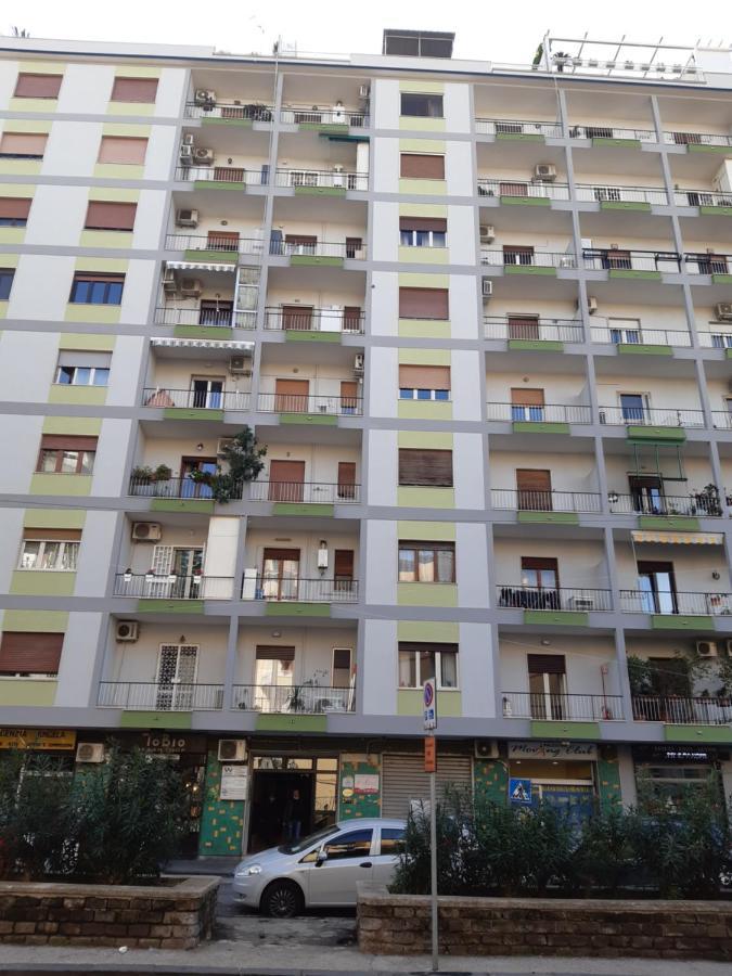 Апартаменты Click&Sleep Fuorigrotta Неаполь Экстерьер фото